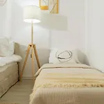 Cozy City Nest 77 Plaza Afi Mall Lujerului
